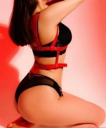 Ксения, 21